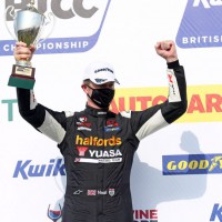 Matt Neal, Team Dynamics