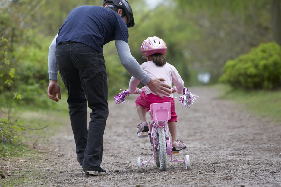 How to teach a store kid to ride a bike