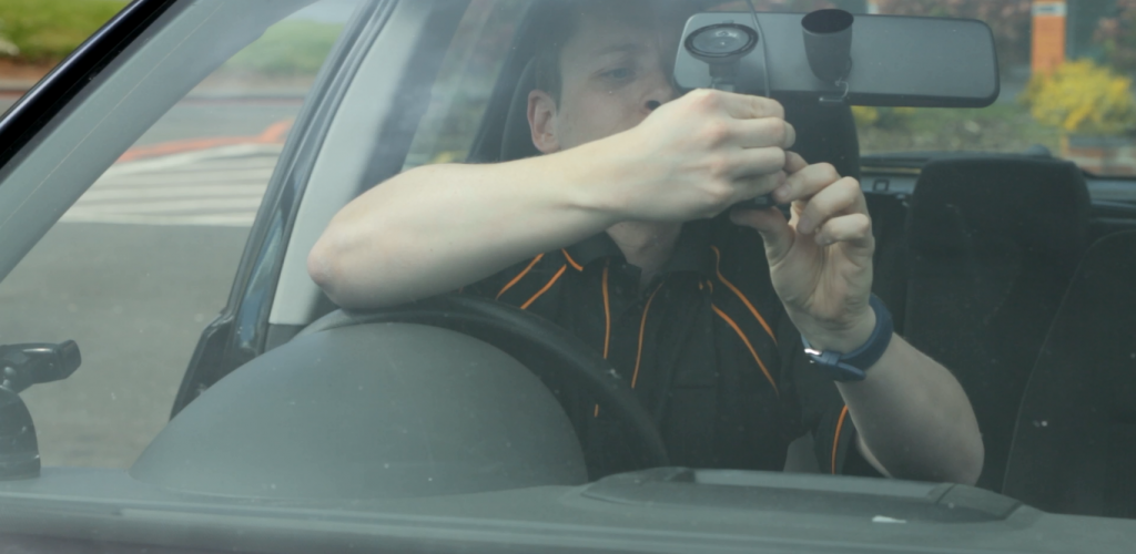 dash cam fitting at Halfords