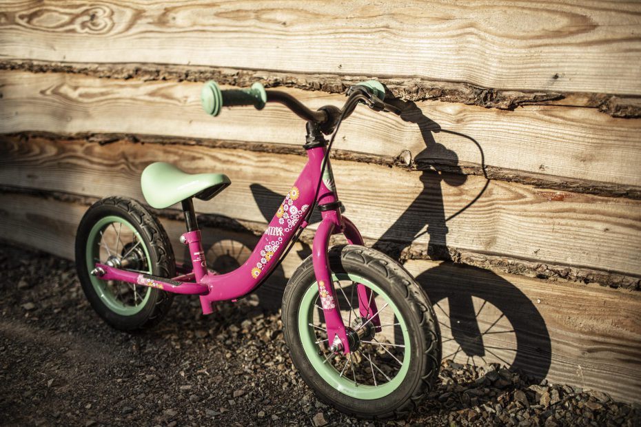 halfords kids balance bikes