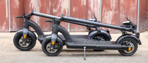 Carrera electric scooters: power, comfort, convenience - Halfords